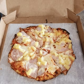 O Large Hawaiian Pizza